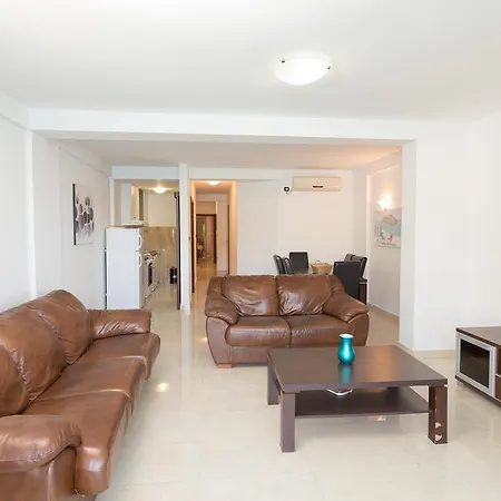 Adriatic Raf בודווה
